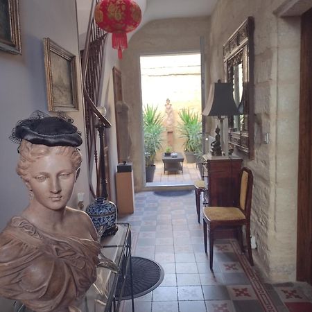 Au Gre Du Voyage Apartment Uzes Exterior photo